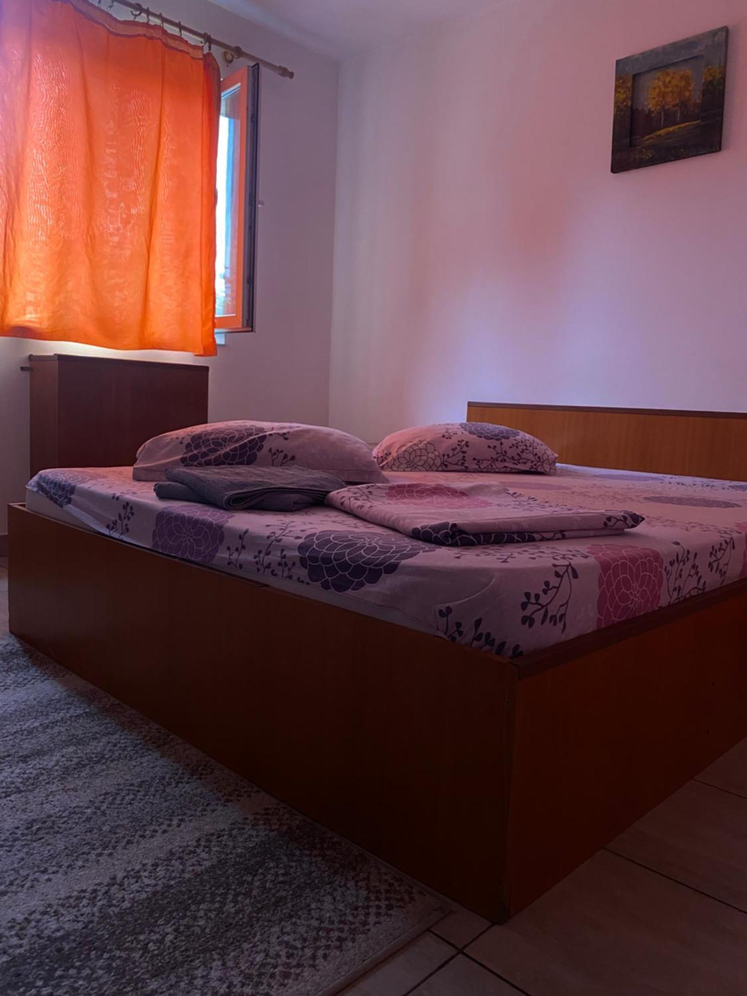 فيلا Quiet Garden 1St Floor بوخارست المظهر الخارجي الصورة